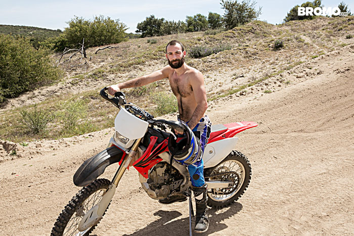 Dirty Rider (Aaron Bruiser Fucks Stephen Harte) (Part 1) at Bromo