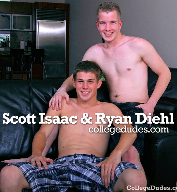Scott Isaac Fucks Ryan Diehl at CollegeDudes.com