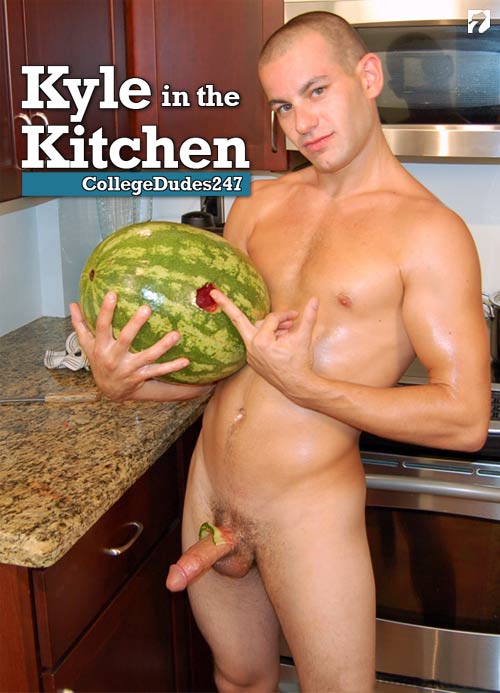 Kyle In The Kitchen at CollegeDudes247