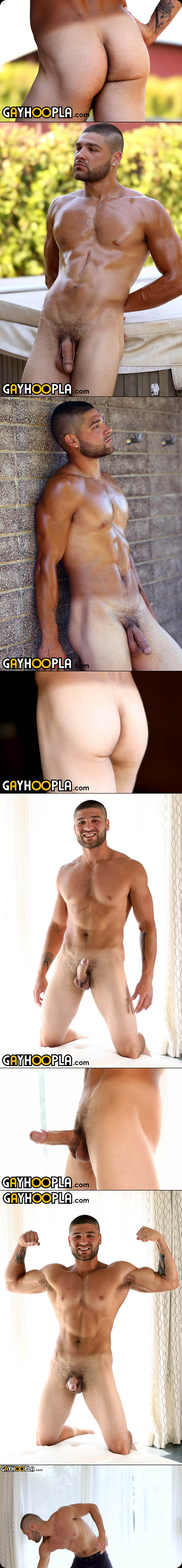 Mike Cain Is Serving Up A 2 For 1 Cumshot Special! at GayHoopla